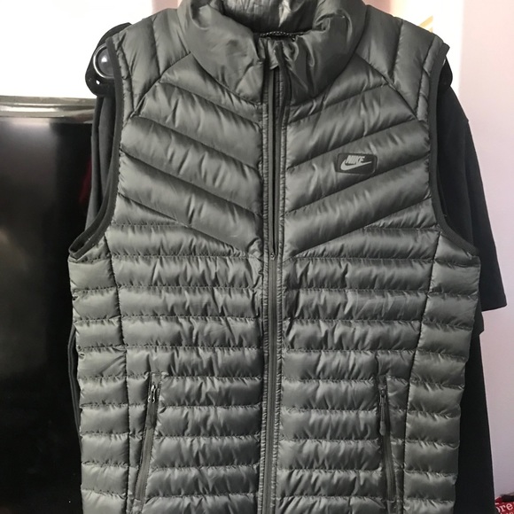 Nike Other - Nike Tech Pack Down Vest